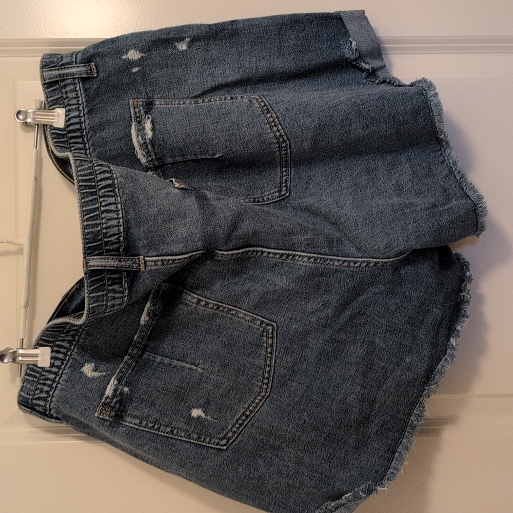 NWT ☀️ Aerie Jean Shorts Distressed with Back Elastic Band - Picture 4 of 8